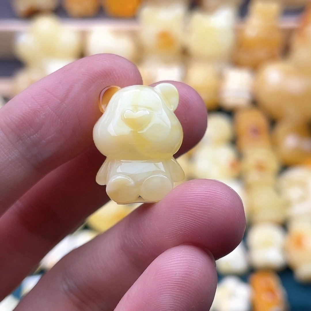 奇****未镶嵌琥珀裸石蜜蜡