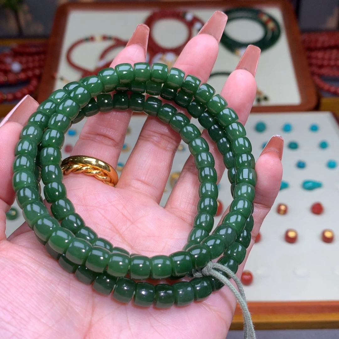 和田玉（碧玉）颈饰未镶嵌