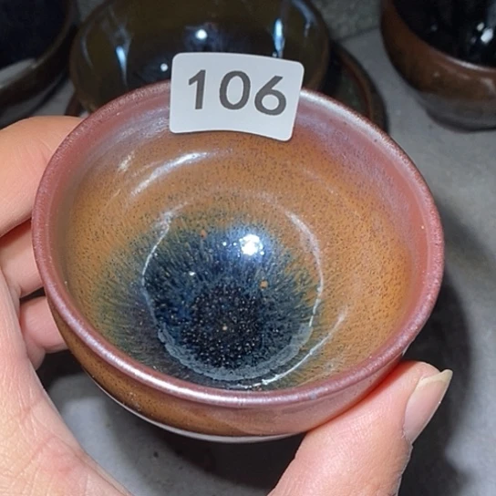 茶盏是因为一切不开心