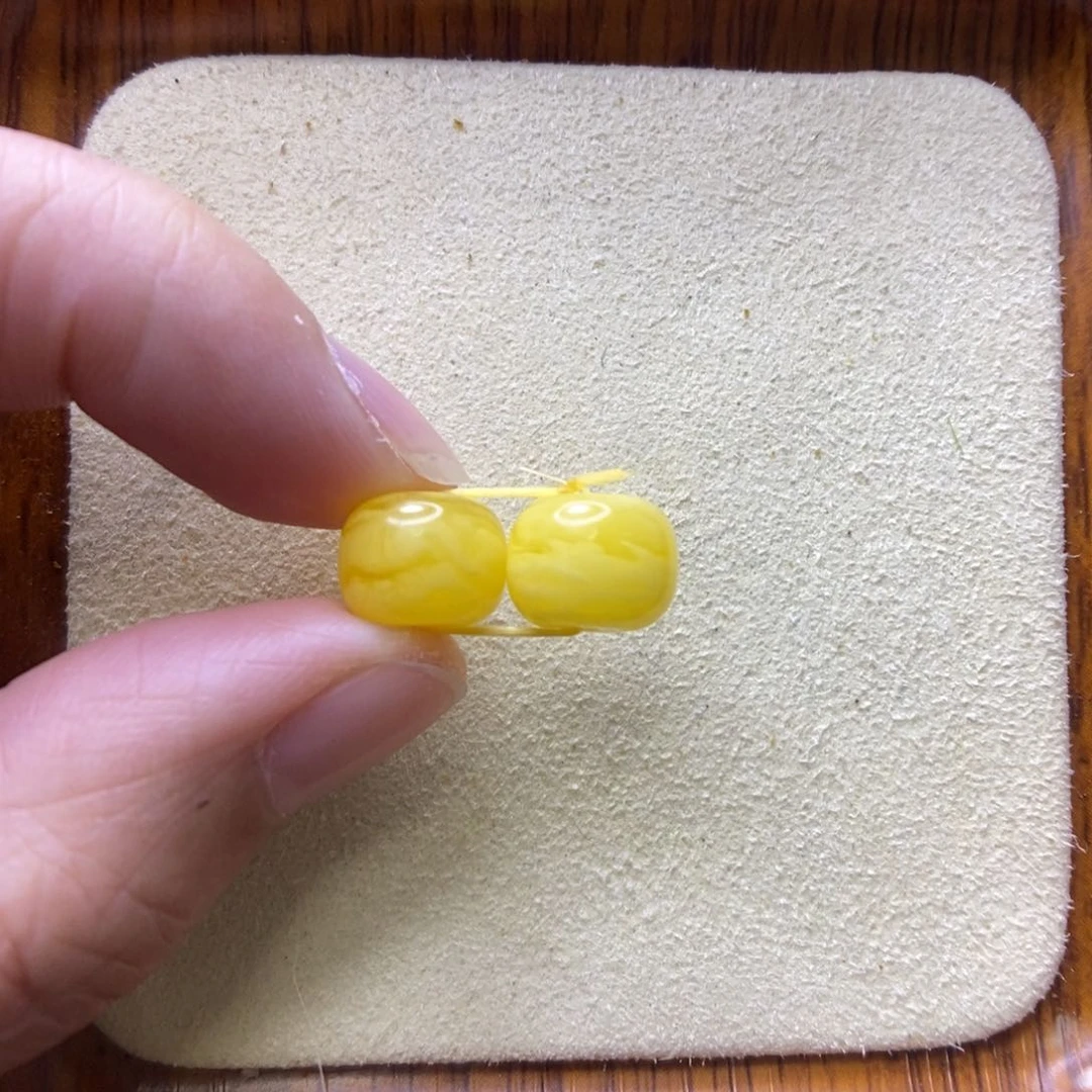 琥珀珠宝奇石未镶嵌敏