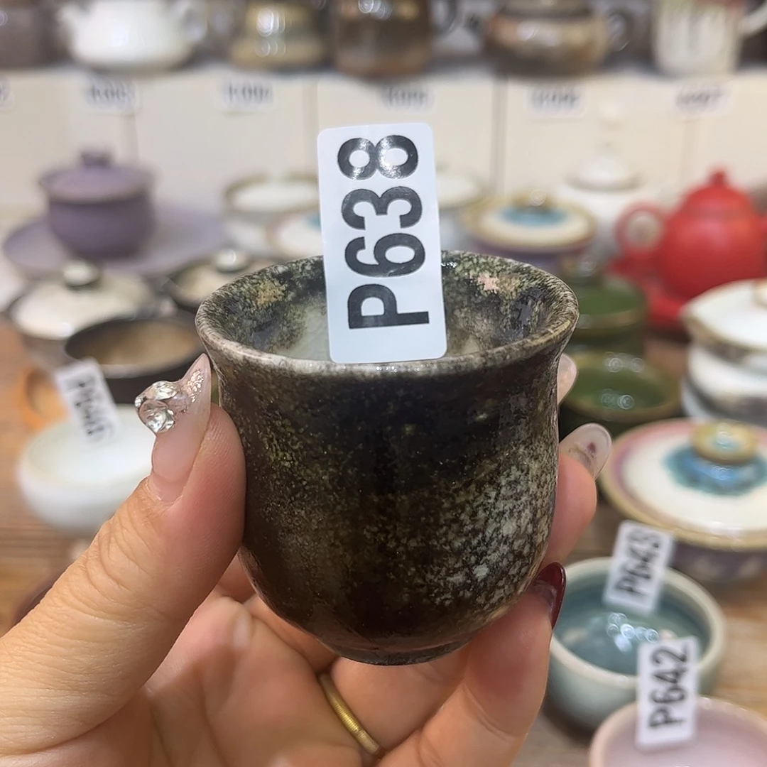 朱泥茶杯陶瓷艺术