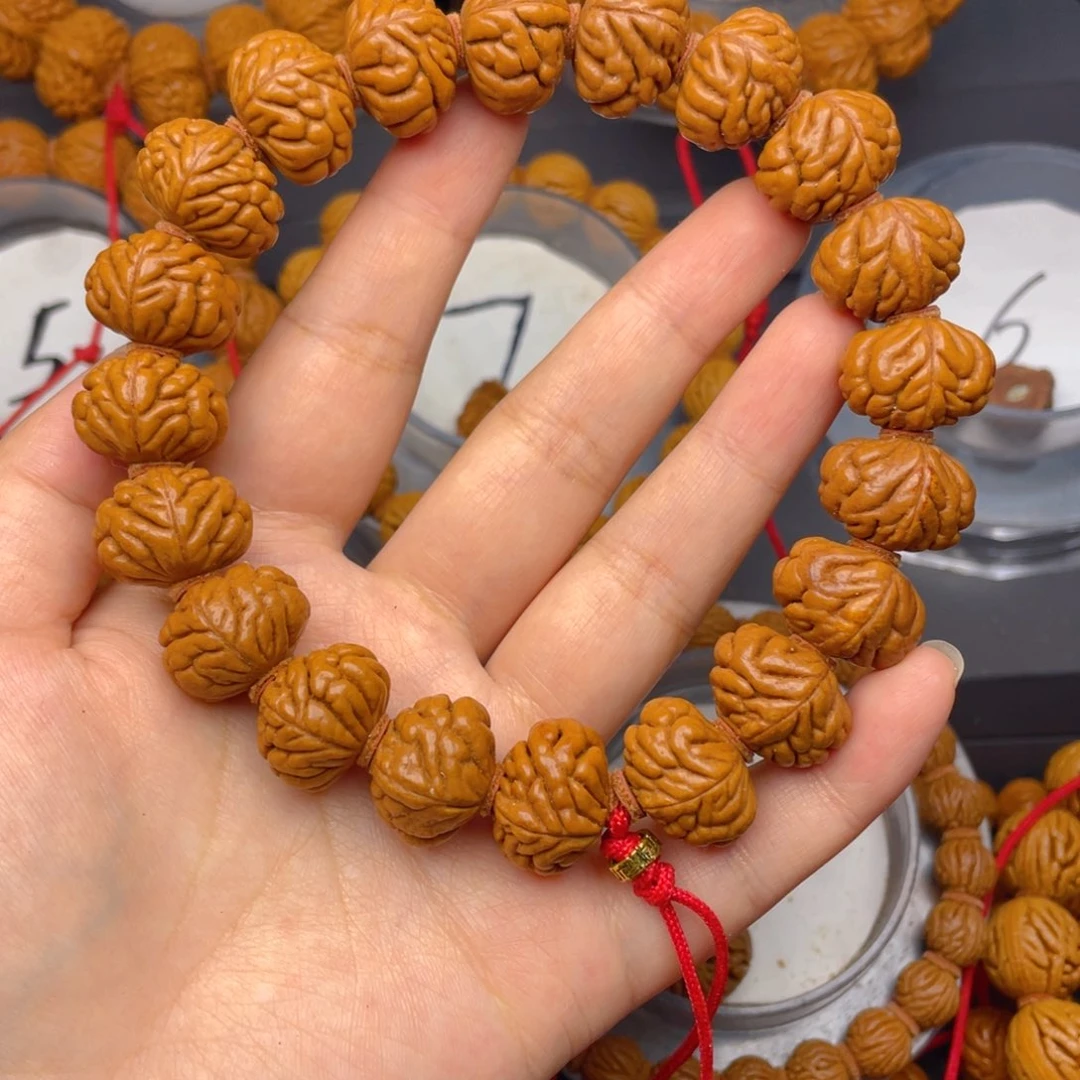 一***刀桃核吊坠耶耶耶耶