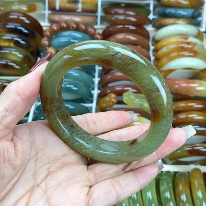 蛇纹石玉手镯未镶嵌57