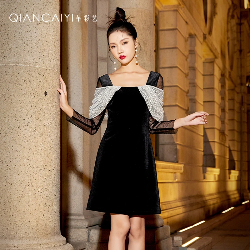 【彩轩】连衣裙礼服长袖黑色方领秋季设计感轻奢小众女Y23262