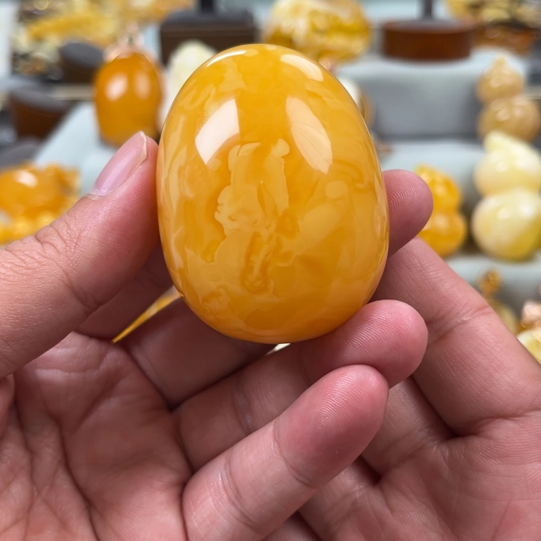 蜜蜡未镶嵌珠宝奇石