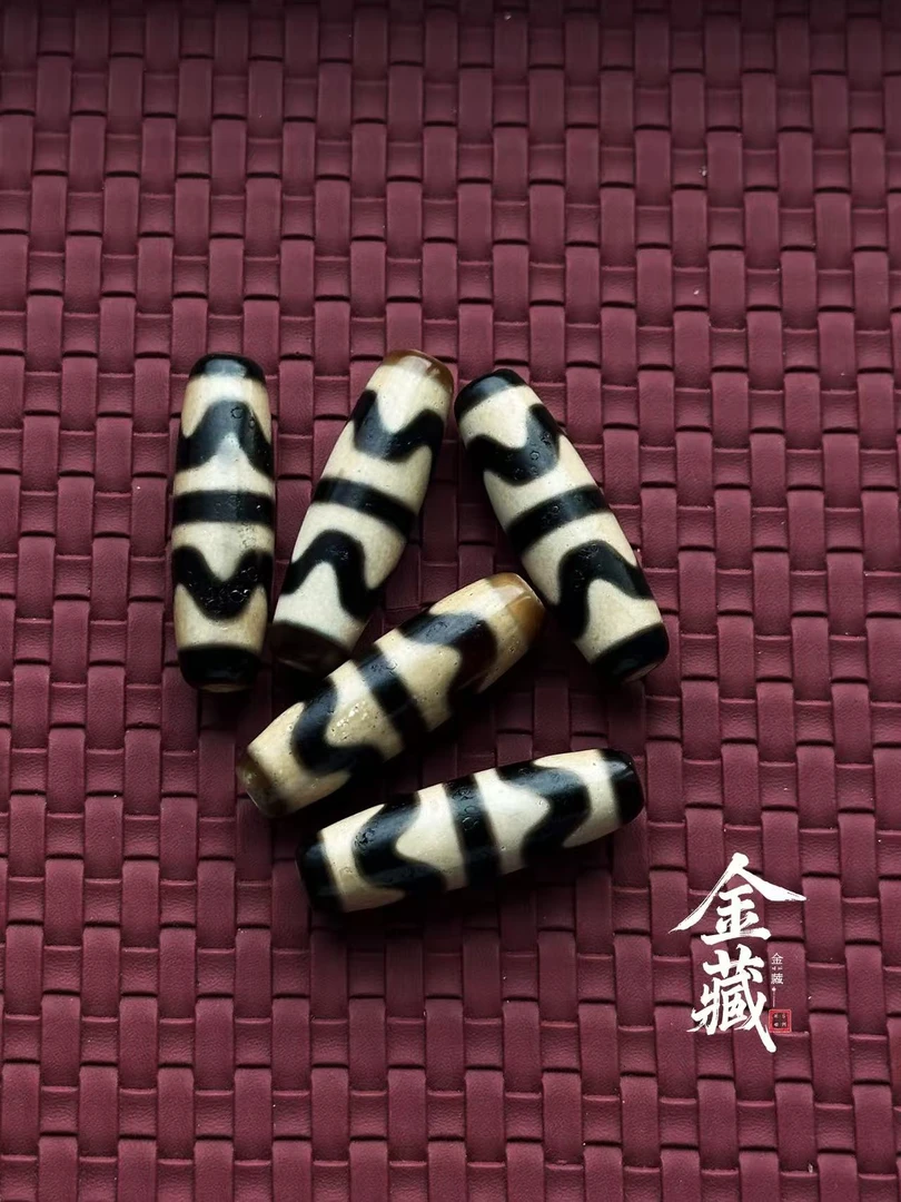 「金藏纯念」双虎牙 就是漏来！台珠经典图腾多样性发货只发其一