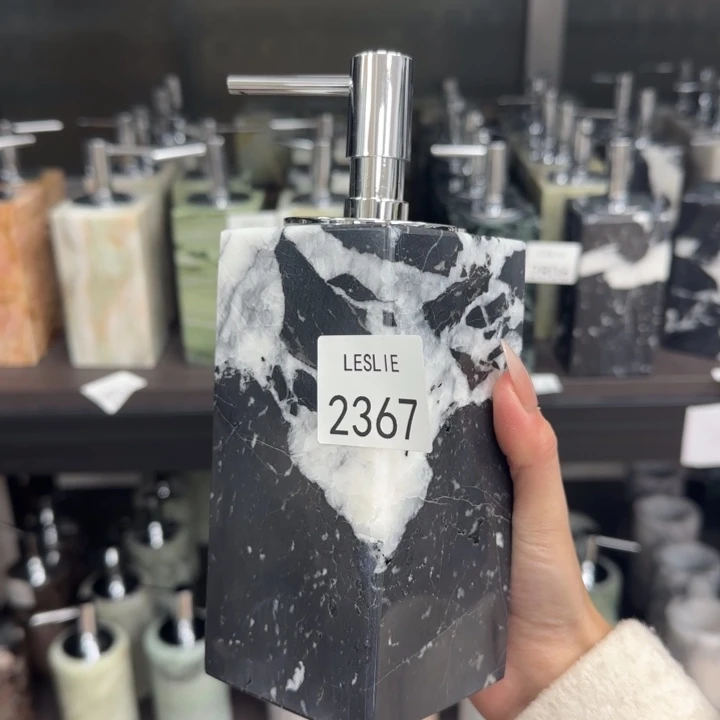 X2367.             福利