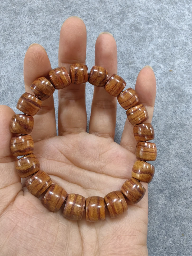 1.0X1.1海南黄花梨手串，多样性发一