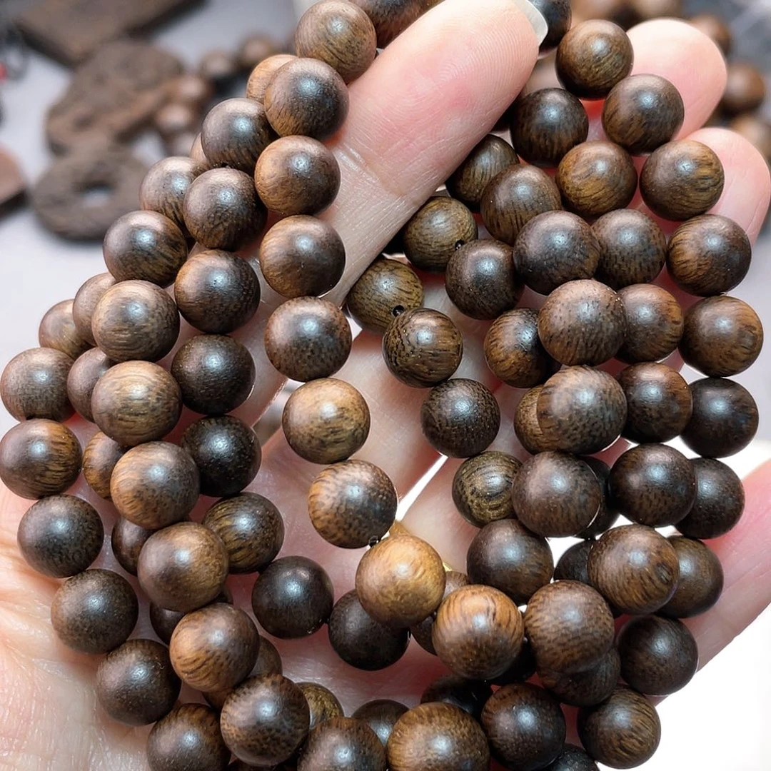 沉香手串哈*?富森红土瘤疤0.8