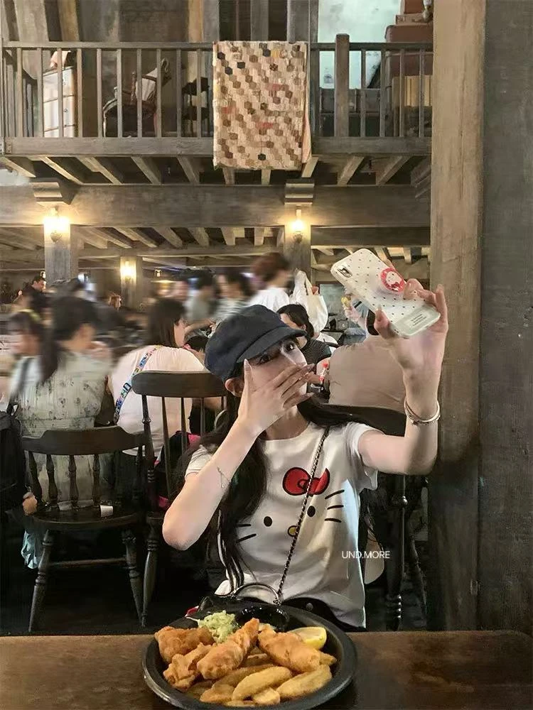 福 UND  KW2032#。好好看的ky猫正肩凯蒂猫印花短袖T恤