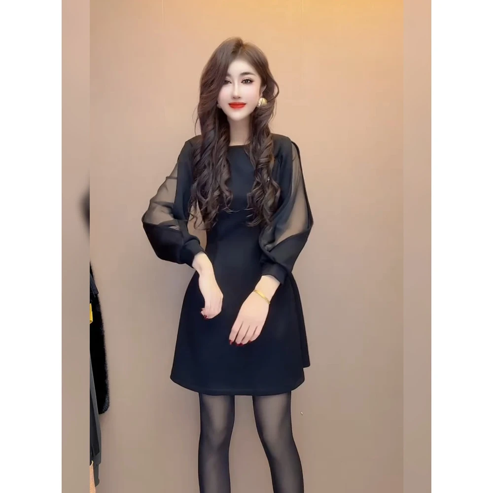 欧货高端气质灯笼袖连衣裙裙子女冬洋气显瘦袖拼接短裙气质收腰裙