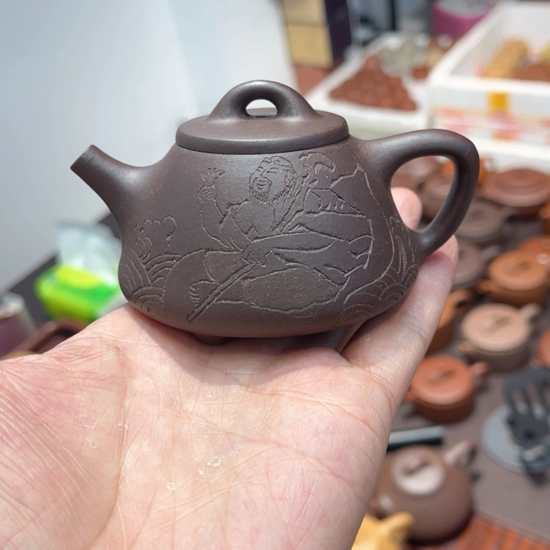 紫砂茶壶提***?哈哈哈哈哈