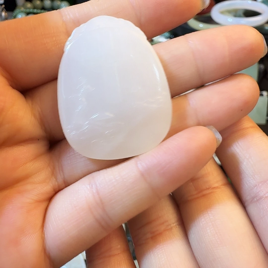 和田玉未镶嵌颈饰清货有棉不退换