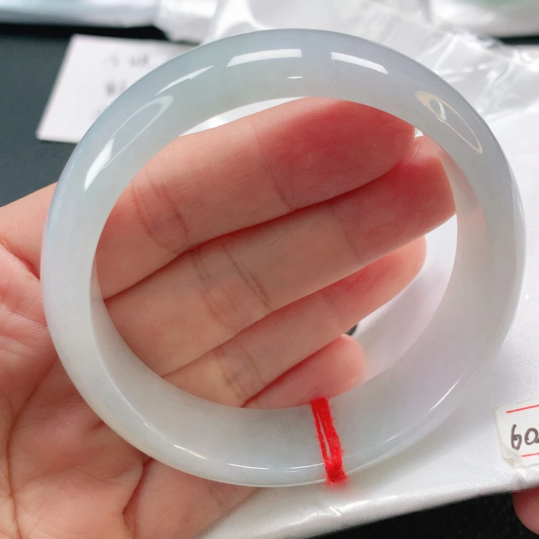 未镶嵌手镯翡翠60轮胎