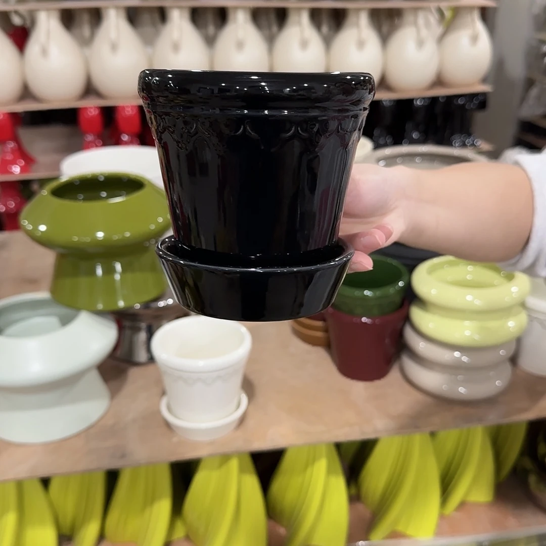 b4黑色带托花盆花盆花盆