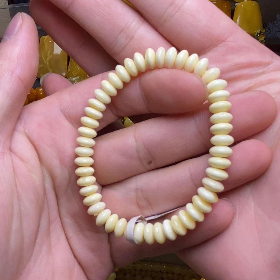 琥珀未镶嵌裸石蜜蜡