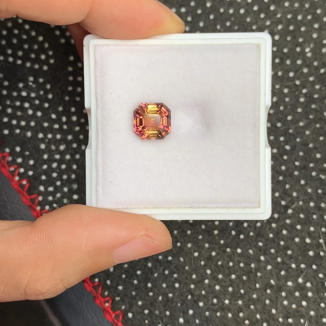 碧玺裸石未镶嵌3克拉