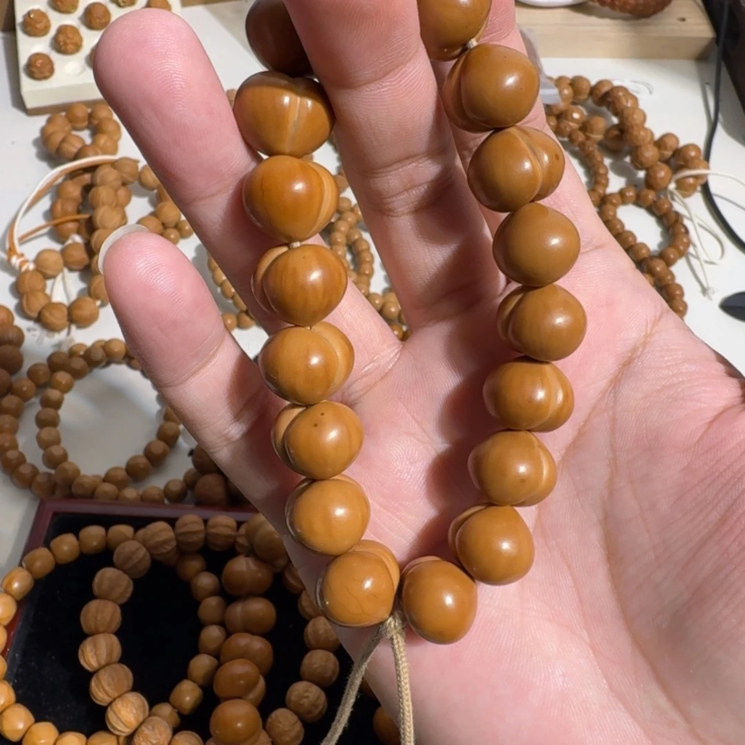 猴头核桃手串黑点款大屁桃