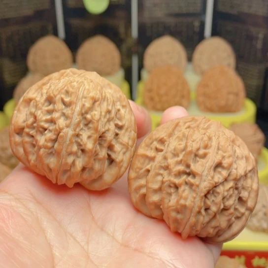 文玩核桃吊坠44全品山地楼