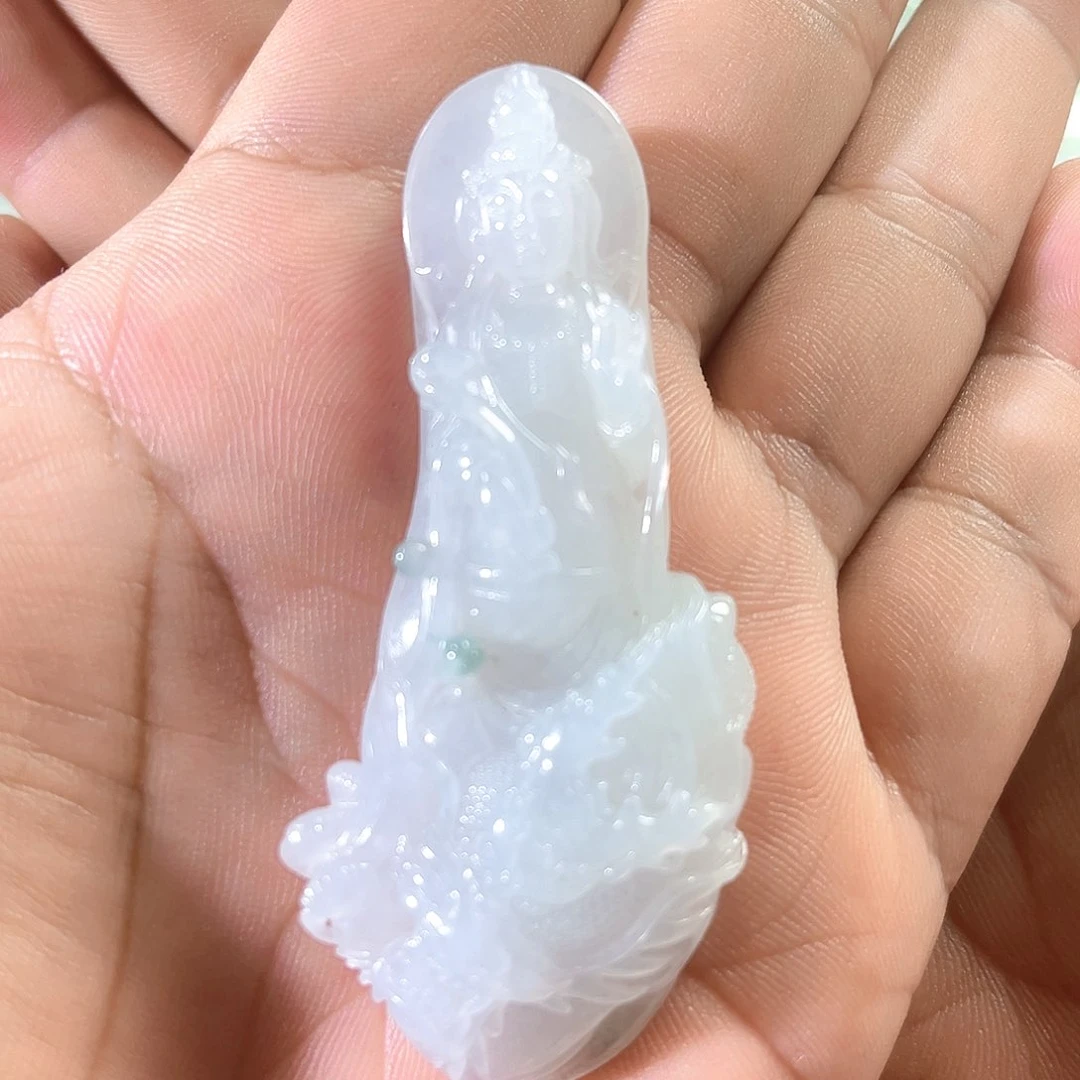 【闪购商品】翡翠未镶嵌颈饰御龙观音