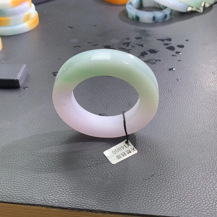 定制翡翠正未镶嵌