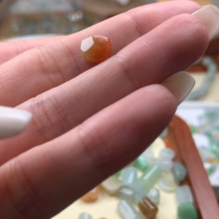 翡翠散珠冰***娃随型一个