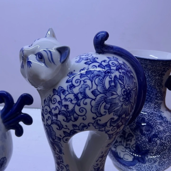 猫猫新中式手绘摆件