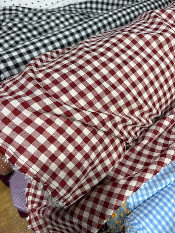 （3米价）新款红色色织小格子95棉布料服装面料桌布家居围裙手工diy