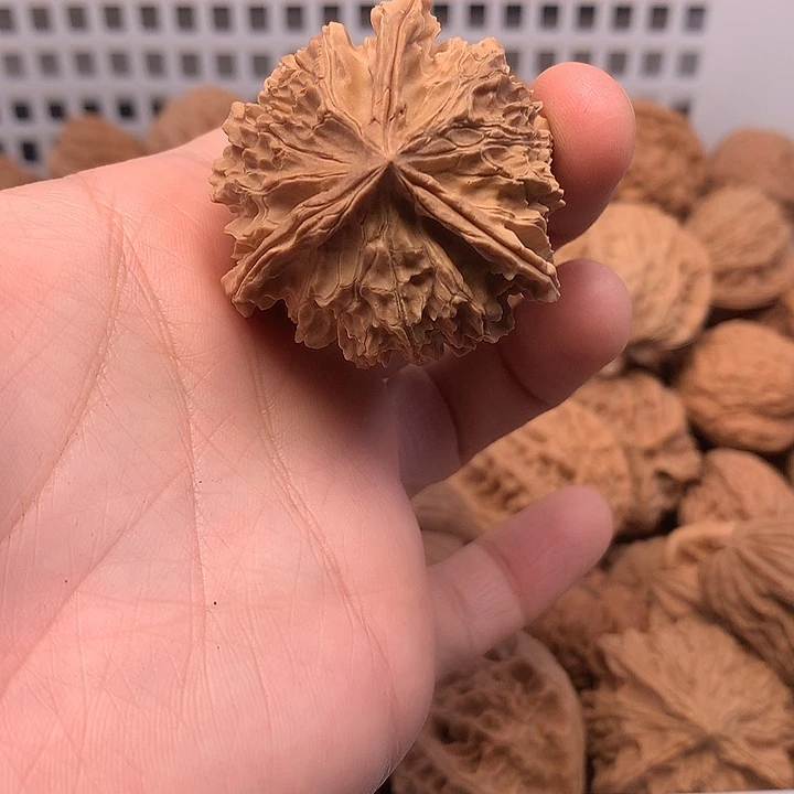 伯***韦吊坠文玩核桃文玩核桃