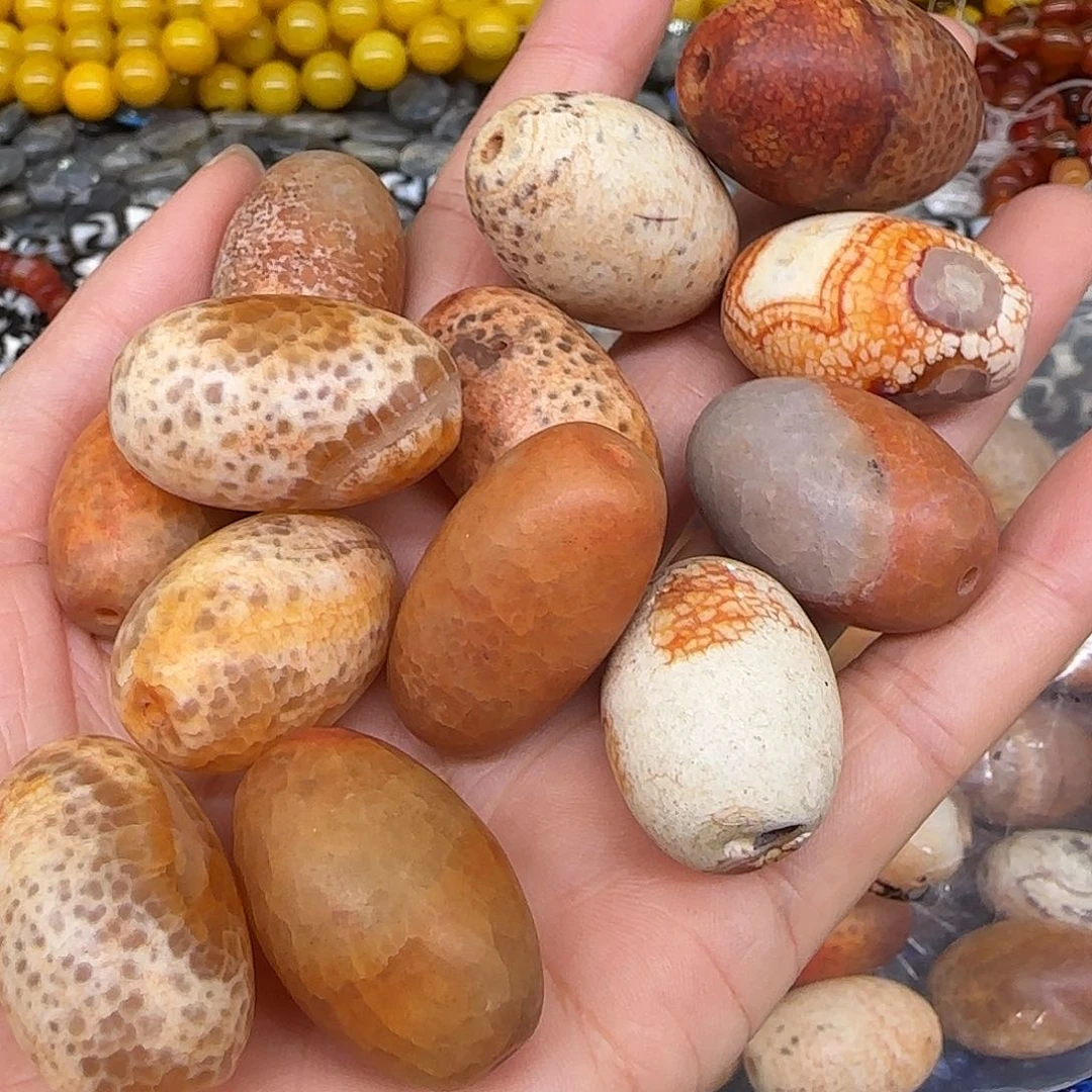 玛瑙/玉髓合金珠宝半成品钙化玛瑙一颗18-26mm