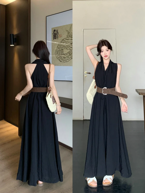 挂脖夏季连衣裙夏季收腰小黑裙无袖长裙高腰裙子赫本风小黑裙
