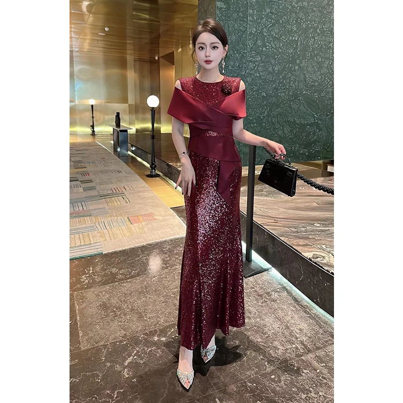 2024早秋新款时尚高级感亮片拼接缎面披肩优雅婚礼宴会礼服连衣裙