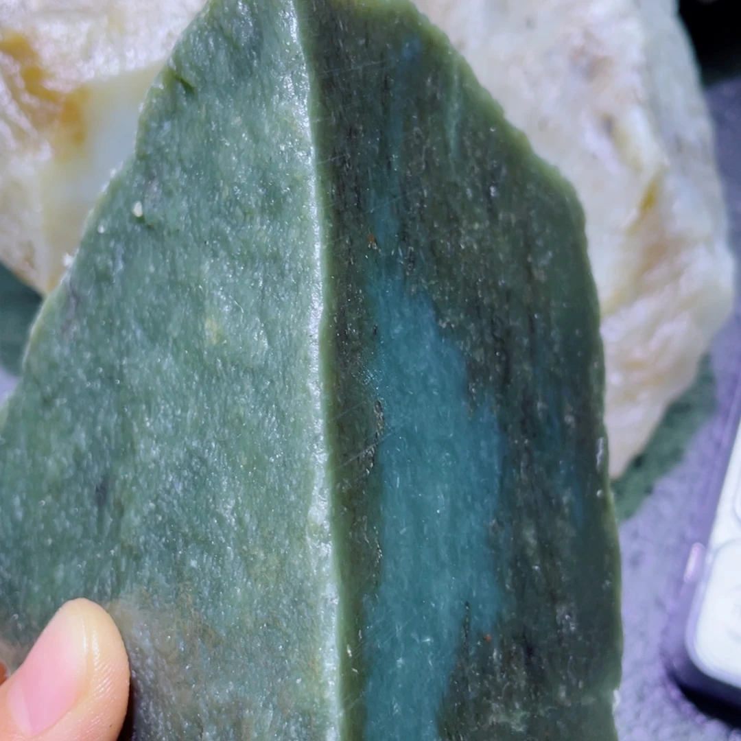 和田玉未镶嵌珠宝半成品