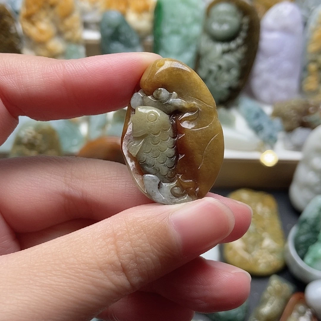 翡翠未镶嵌颈饰翡翠