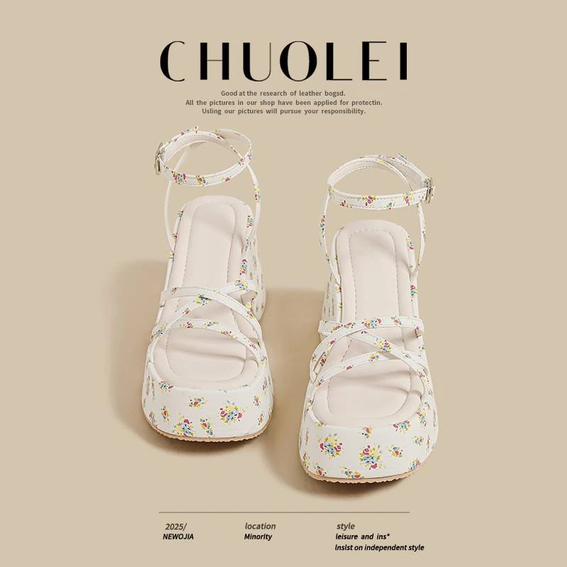 法式凉拖女外穿2025夏季新款厚底松糕白色碎花仙女交叉带露趾凉鞋