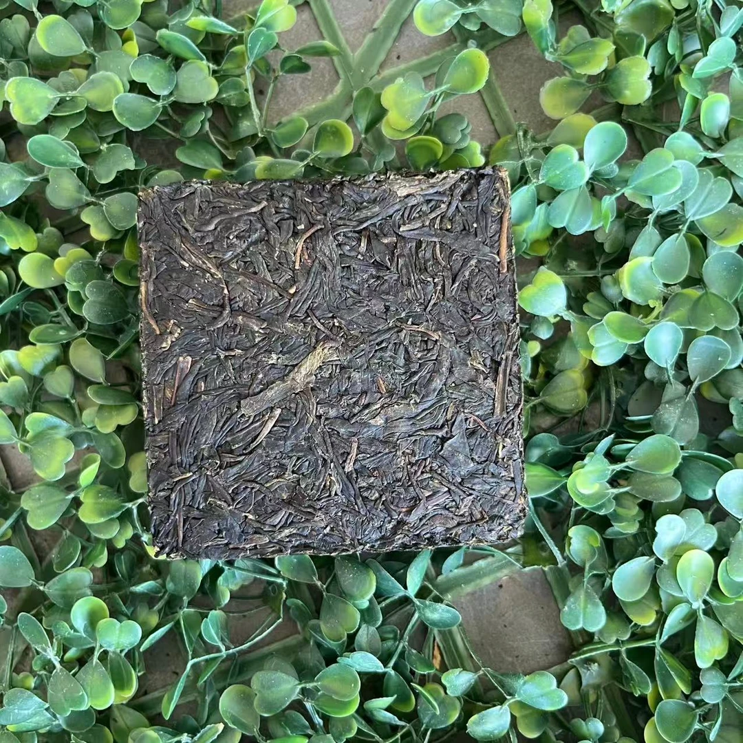 雨腾古茶大罗X金”斩D一Q 天金Q清”紫芽 200g/砖 生茶（6月7）