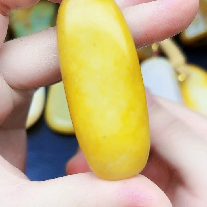 未镶嵌和田玉挂件