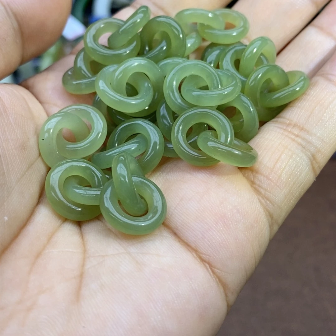 和田玉未镶嵌吊坠(不含链)