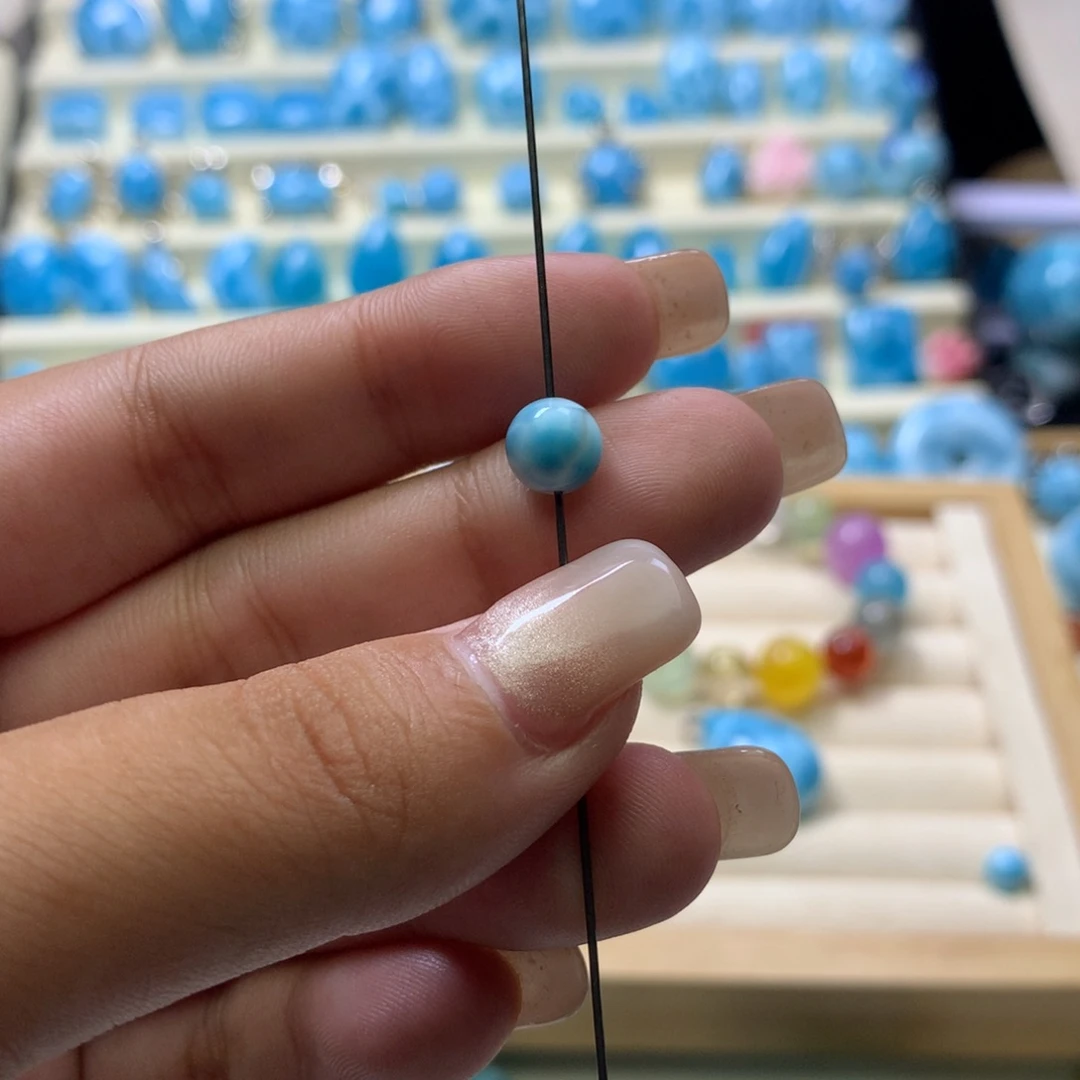懒****未镶嵌针钠钙石（海纹石）珠宝半成品