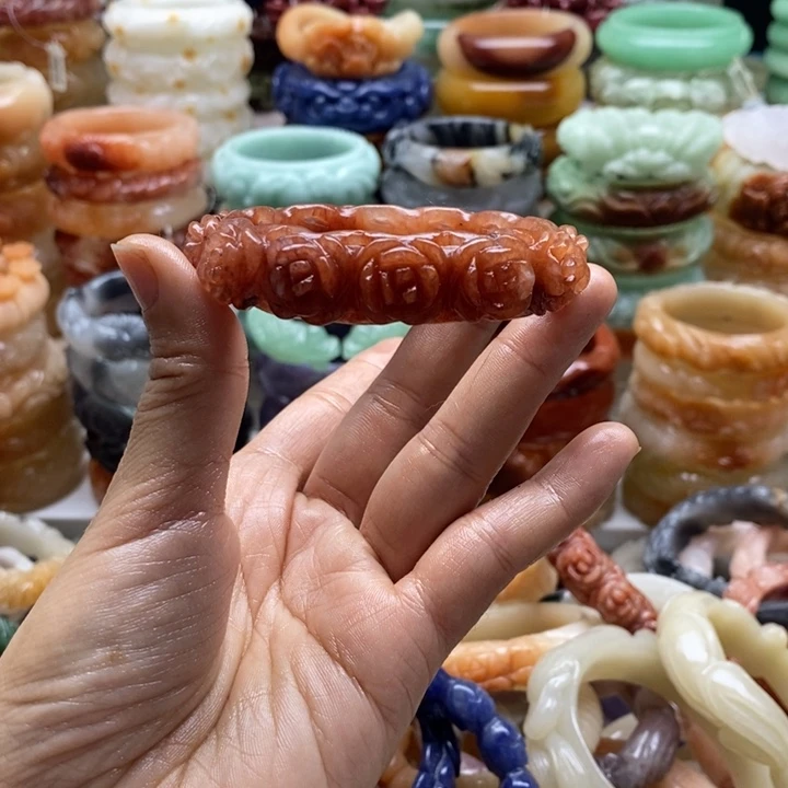 石英岩玉未镶嵌手镯圈口56.2