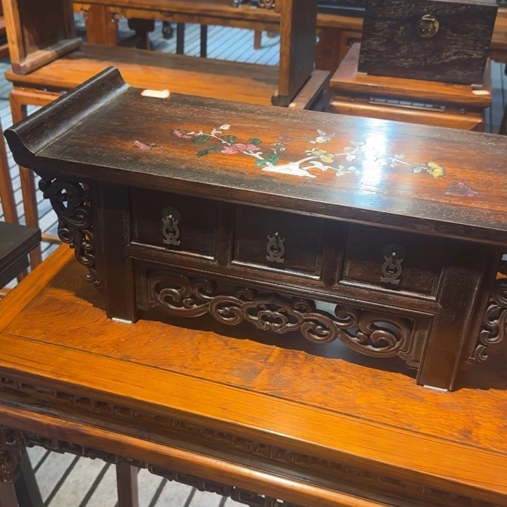 阳***光木檀木檀木小桌子一个