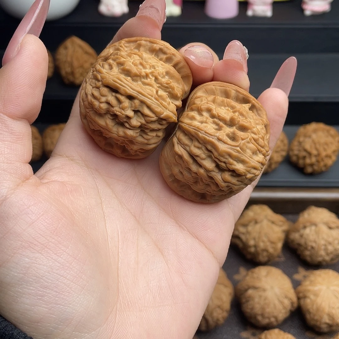 吊坠文玩核桃白狮子46全白茬