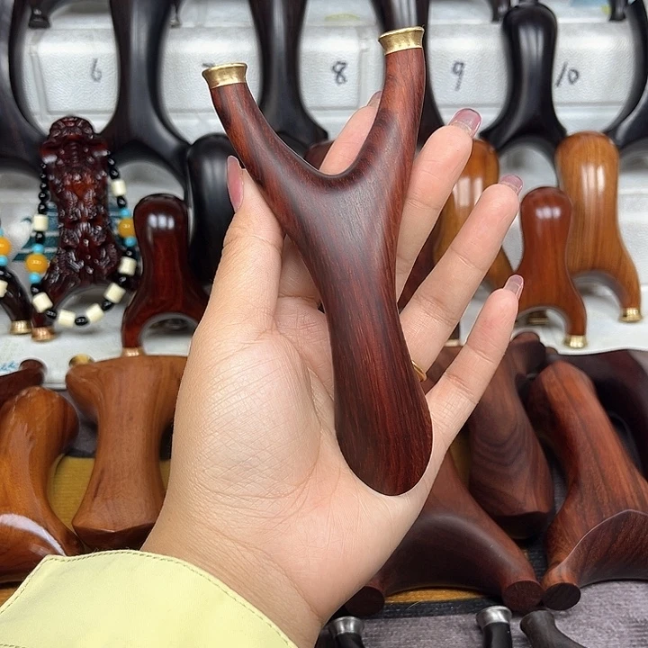 木紫檀快压70刀锋。