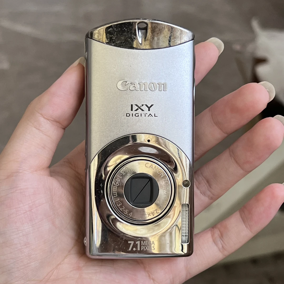 9新 Canon/佳能 【福利】佳能口红机Li4冷白皮氛围感