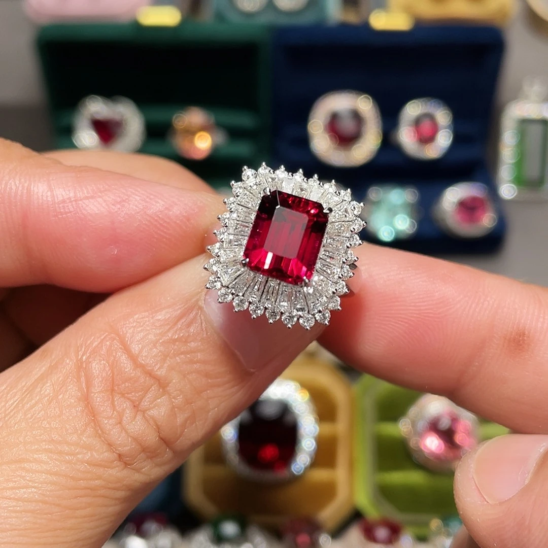 18K金镶嵌戒指碧玺3.88ct
