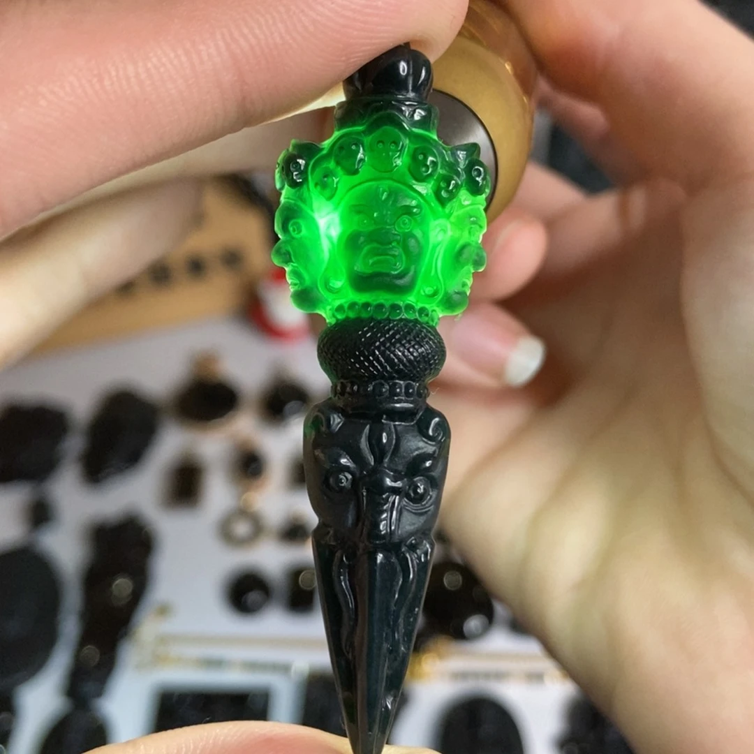 颈饰未镶嵌翡翠缅甸A货墨翠降磨杵