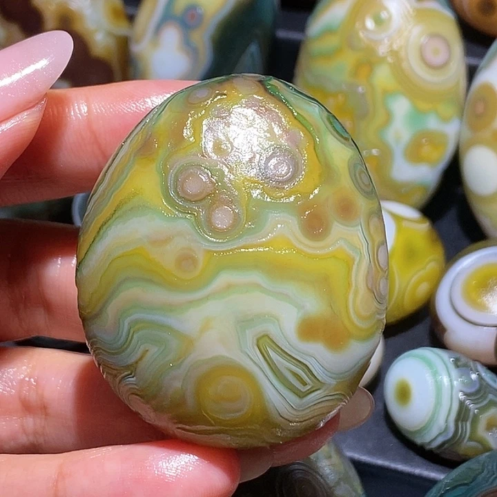 玛瑙/玉髓未镶嵌珠宝奇石166