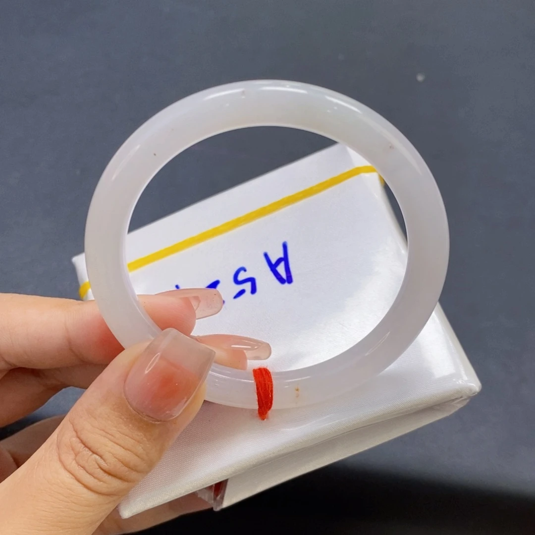 翡翠手镯未镶嵌2号