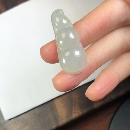 翡翠未镶嵌颈饰缅甸A货，每天下午1点半开播