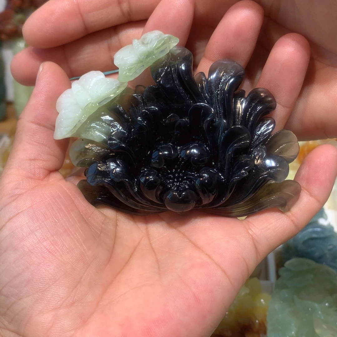 慕***了蛇纹石玉未镶嵌颈饰
